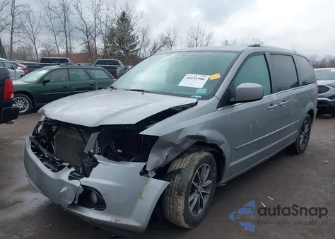 2017 Dodge Grand Caravan Sxt z USA, uszkodzony, nr VIN 2C4RDGCG4HR789204